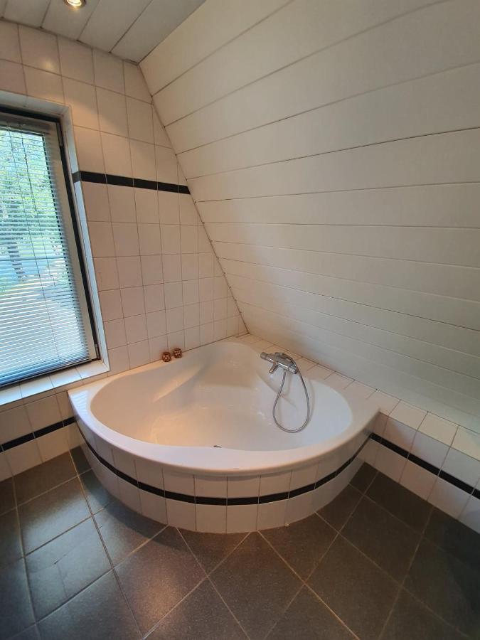 De Vliegende Vlinder Bed and Breakfast Nederweert Εξωτερικό φωτογραφία